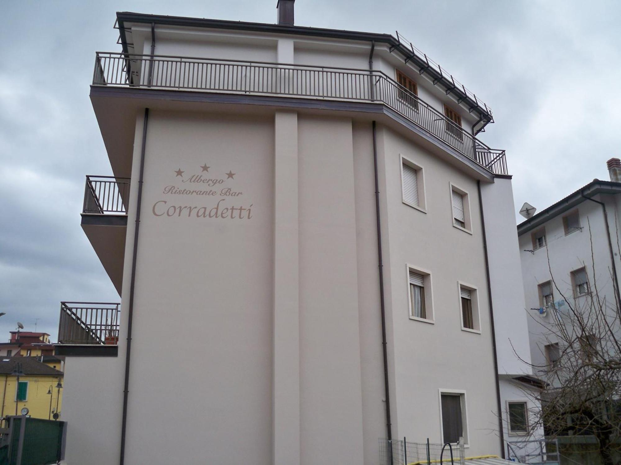 Albergo Corradetti Castel Di Sangro Luaran gambar