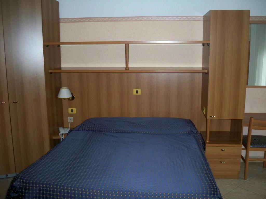 Albergo Corradetti Castel Di Sangro Bilik gambar