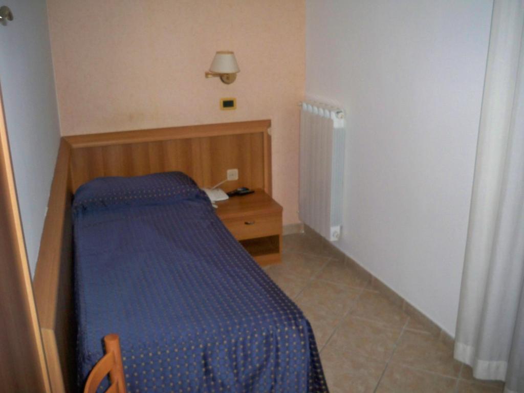 Albergo Corradetti Castel Di Sangro Bilik gambar